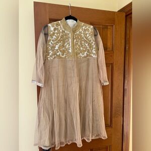 Elegant Gold and Cream vintage dress